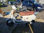 Klikněte pro detailní foto č. 1 - Piaggio Vespa ET4 125