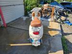 Klikněte pro detailní foto č. 2 - Piaggio Vespa ET4 125