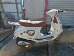 Klikněte pro detailní foto č. 3 - Piaggio Vespa ET4 125