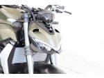 Klikněte pro detailní foto č. 9 - Ducati Streetfighter V2