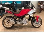 Klikněte pro detailní foto č. 3 - Moto Guzzi V 100 Mandello S Rosso Lava