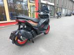 Klikněte pro detailní foto č. 2 - Aprilia SR GT 125 Sport