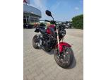 Klikněte pro detailní foto č. 4 - Honda CB125R