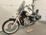 Klikněte pro detailní foto č. 10 - Suzuki VS 800 C Intruder