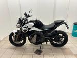 Klikněte pro detailní foto č. 4 - CFMOTO 650 NK,ABS,TOP,6000 KM.
