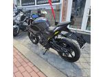 Klikněte pro detailní foto č. 7 - QJ Motor SRK 125 J, ABS, TCS, široká zadní guma 140/60R17, TFT displej