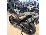 Klikněte pro detailní foto č. 2 - Aprilia SR GT 400 Dusty Grey