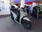 Klikněte pro detailní foto č. 1 - Honda SH 125i