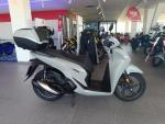 Klikněte pro detailní foto č. 2 - Honda SH 125i