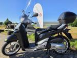 Klikněte pro detailní foto č. 12 - Honda SH 300i