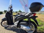 Klikněte pro detailní foto č. 13 - Honda SH 300i