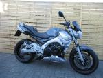 Klikněte pro detailní foto č. 4 - Suzuki GSR 600