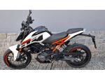 Klikněte pro detailní foto č. 13 - KTM 125 Duke  ( 4 Tis.km)