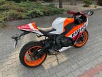 Klikněte pro detailní foto č. 2 - Honda CBR 1000 RR Fireblade