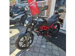 Klikněte pro detailní foto č. 12 - Benelli BN 125, najeto pouze 316 km, ČR, po servisu, stav nového stroje