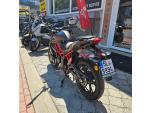 Klikněte pro detailní foto č. 5 - Benelli BN 125, najeto pouze 316 km, ČR, po servisu, stav nového stroje