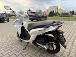 Klikněte pro detailní foto č. 5 - Honda NSC 110 Vision