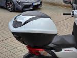 Klikněte pro detailní foto č. 10 - Honda SH 300i, kufr, původ ČR