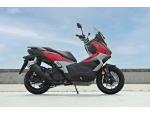 Klikněte pro detailní foto č. 2 - Voge SR1 125i ADV RED 2026 ihned k odběru
