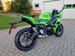 Klikněte pro detailní foto č. 3 - Kawasaki Ninja 650 Zelená 2026 ihned k odběru