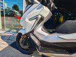 Klikněte pro detailní foto č. 11 - Honda Forza 300 ABS, Smart box, Vyhřívané rukojeti, Nové pneu