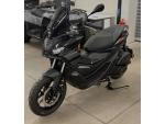 Klikněte pro detailní foto č. 3 - Aprilia SR GT 125 Aprillia Black