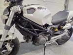 Klikněte pro detailní foto č. 13 - Ducati Monster 696