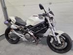 Klikněte pro detailní foto č. 1 - Ducati Monster 696