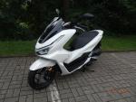 Klikněte pro detailní foto č. 4 - Honda PCX 125