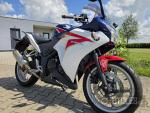 Klikněte pro detailní foto č. 2 - Honda CBR 250 R