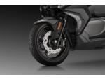 Klikněte pro detailní foto č. 8 - QJ Motor Fort 350, Konektivita s chytrými telefony + navigace