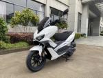 Klikněte pro detailní foto č. 3 - Motorro EASYMAX 125 PLUS modrý/bílý + ZADNÍ KUFR SH29 S NOSIČEM ZDARMA