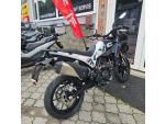 Klikněte pro detailní foto č. 12 - Benelli BKX 300 S, ABS, nastavitelný tlumič, kryty rukou