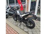 Klikněte pro detailní foto č. 5 - Benelli BKX 300 S, ABS, nastavitelný tlumič, kryty rukou