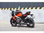 Klikněte pro detailní foto č. 4 - Aprilia Tuono 457