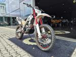 Klikněte pro detailní foto č. 2 - AJP PR5 250 Enduro (2014) – A1, 1630 km, STK do 2028