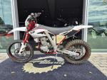 Klikněte pro detailní foto č. 7 - AJP PR5 250 Enduro (2014) – A1, 1630 km, STK do 2028