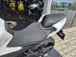 Klikněte pro detailní foto č. 12 - CFMOTO 450 NK (2026) – 1.majitelka, ZÁRUKA 2031, 3 467 km
