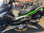 Klikněte pro detailní foto č. 8 - Kawasaki J 300